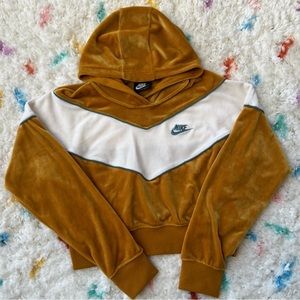 Nike | Velour Cropped Heritage Hoodie